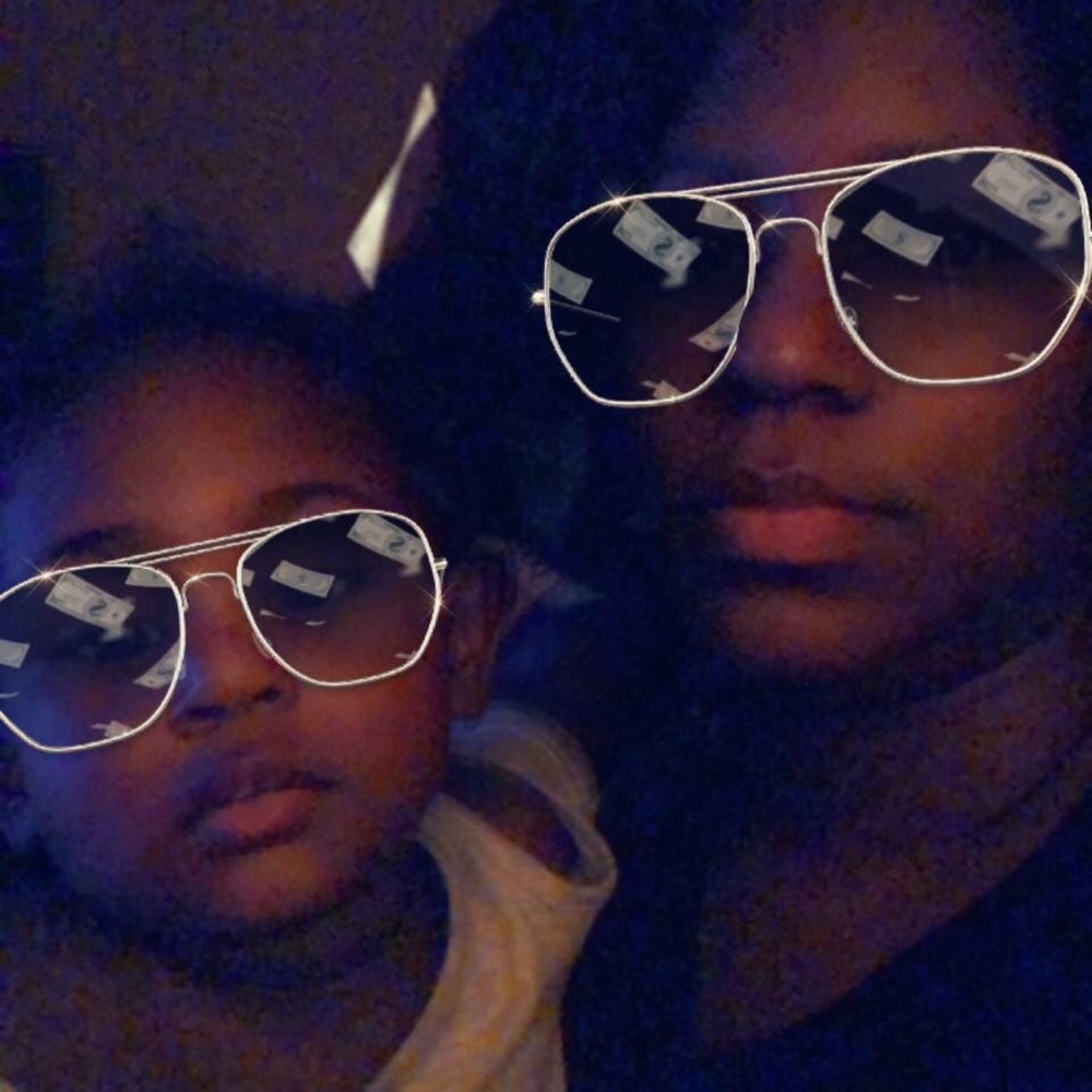 Meet your Posher, Brandi